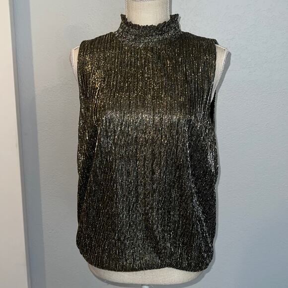 Banana Republic smocked neck, sleeveless, gold metallic blouse w/crossover back. - Picture 1 of 11